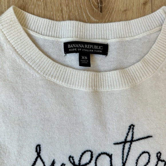 Banana Republic Cream wool cashmere Sweater - Picture 3 of 8